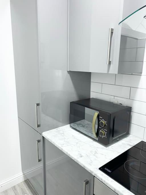 Modern Studio Near Nec With Free Parking - Prime Location Sheldon  エクステリア 写真